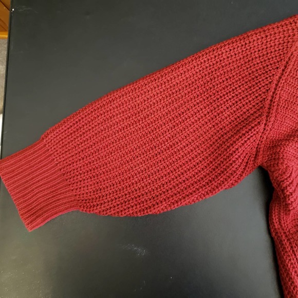 ALMOST FAMOUS red knit twisted cold shoulder pullover sweater 1X - Picture 12 of 12